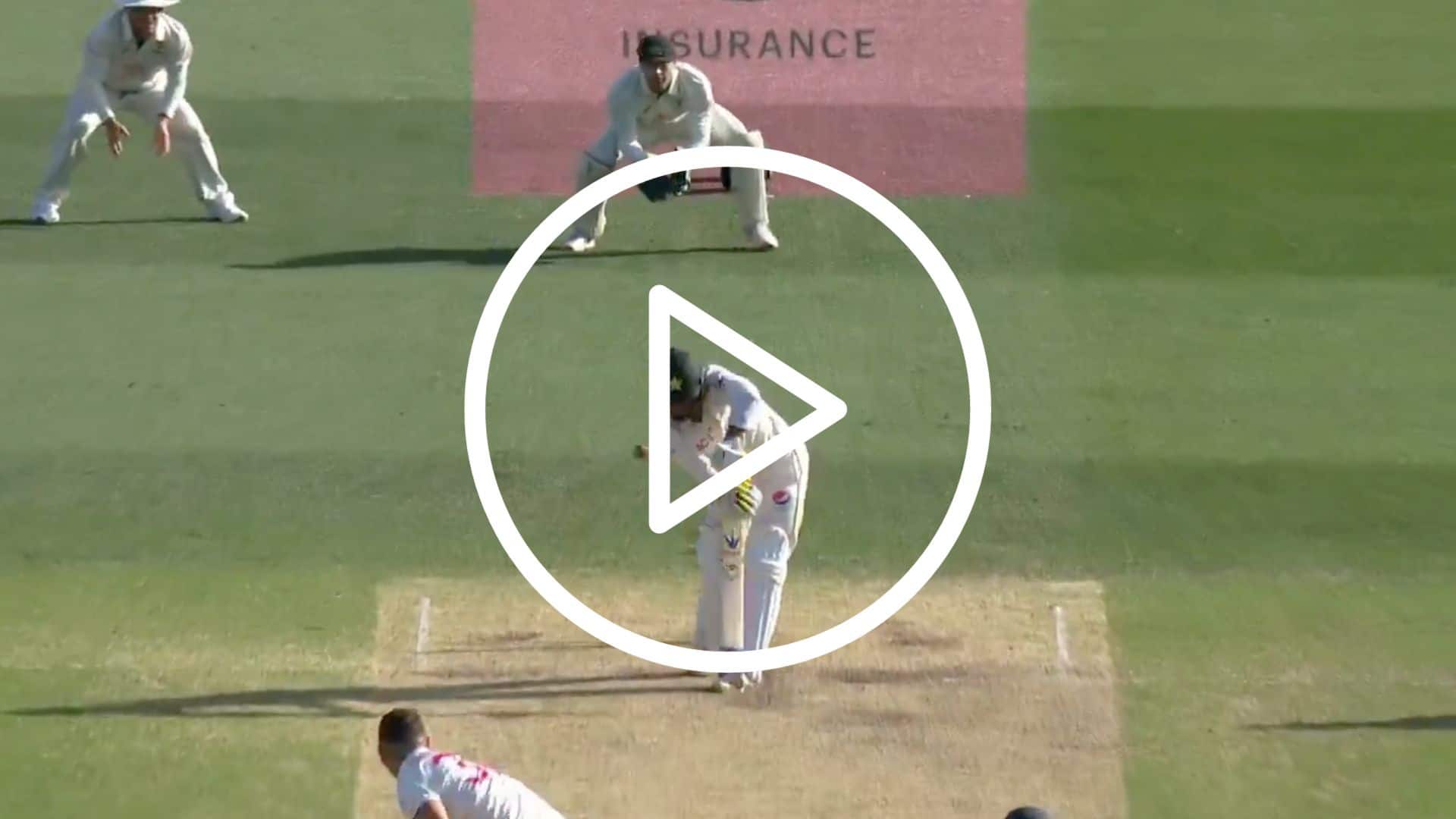 [Watch] W, O, W, O, W, O: Josh Hazlewood’s 3-Wicket Maiden Over 'Rattles' Pakistan